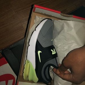 Toddler Kids sneakers ⚠️